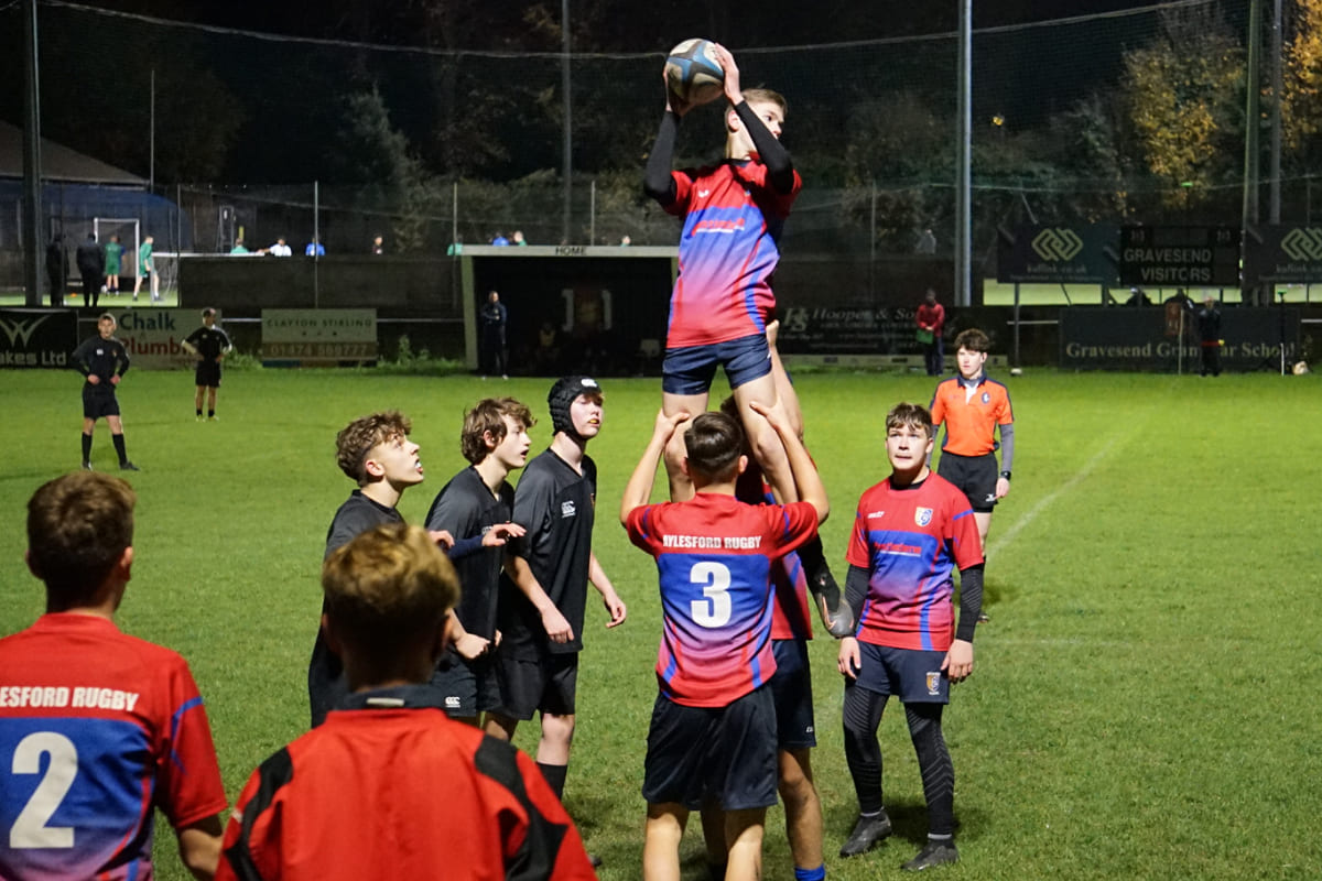 Year 10 put on an amazing performance at rugby final but kept from trophy